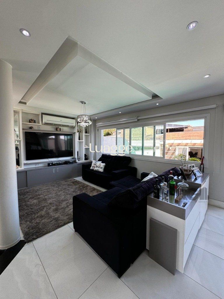 Casa à venda com 4 quartos, 341m² - Foto 9