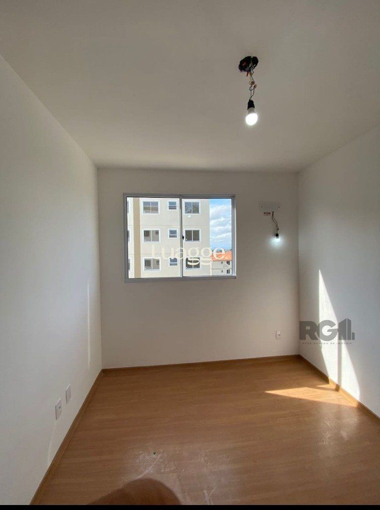 Apartamento à venda com 2 quartos, 42m² - Foto 2
