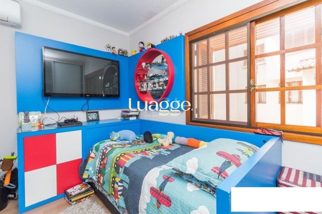 Casa de Condomínio à venda com 3 quartos, 241m² - Foto 12
