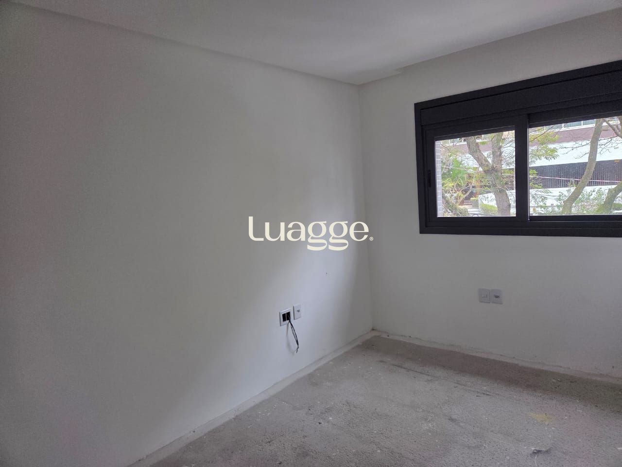 Apartamento à venda com 3 quartos, 107m² - Foto 4