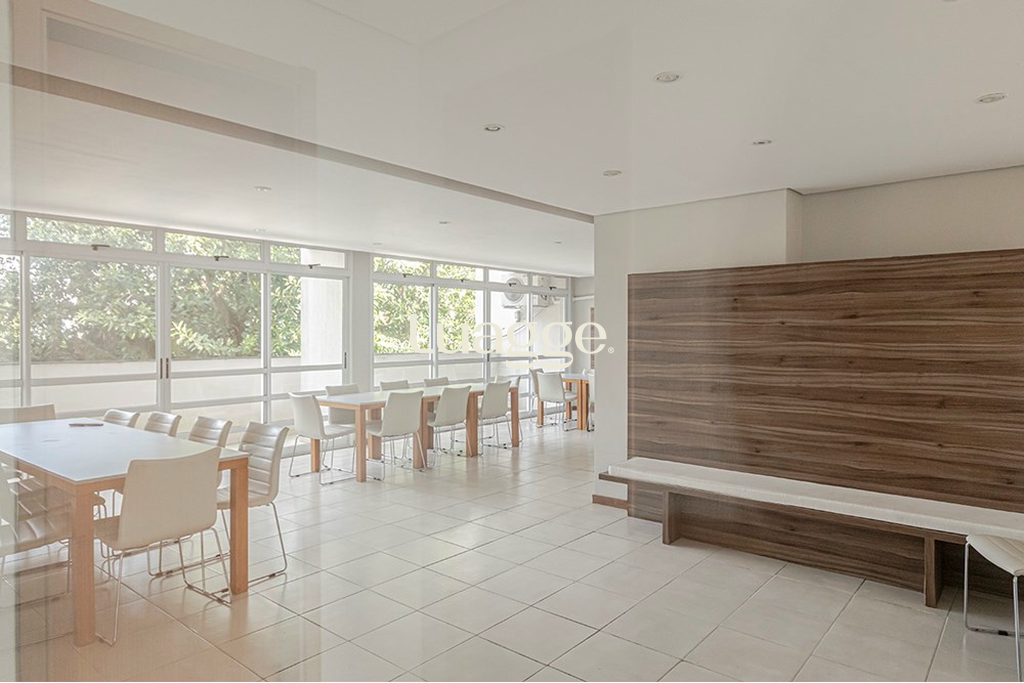 Apartamento à venda com 2 quartos, 64m² - Foto 18