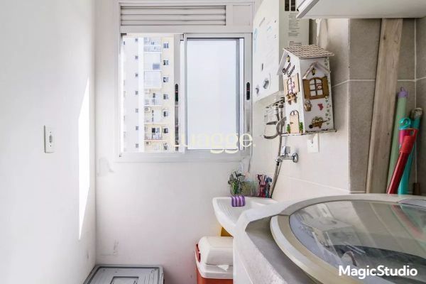 Apartamento à venda com 2 quartos, 62m² - Foto 11