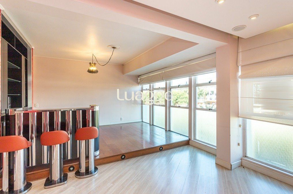 Apartamento à venda com 3 quartos, 127m² - Foto 2