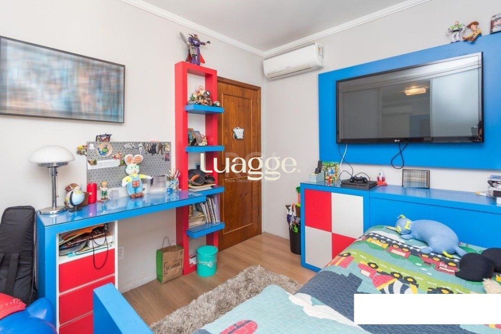 Casa de Condomínio à venda com 3 quartos, 241m² - Foto 13