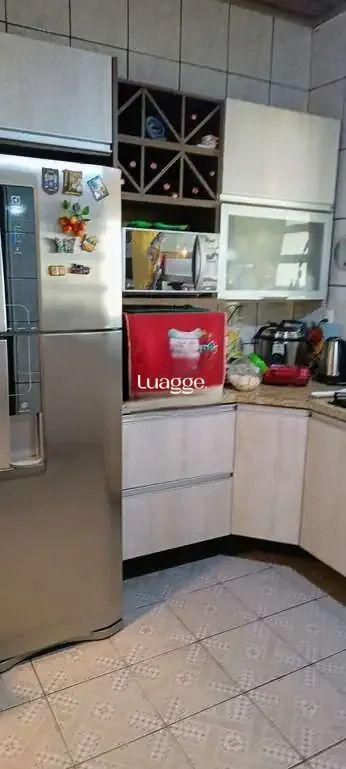 Casa à venda com 3 quartos, 136m² - Foto 13