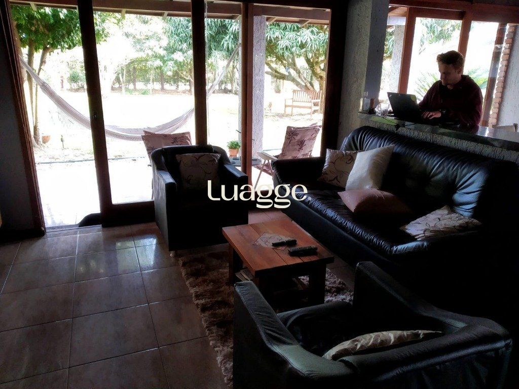 Casa de Condomínio à venda com 3 quartos, 222m² - Foto 28