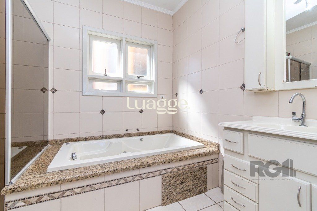 Casa à venda com 5 quartos, 378m² - Foto 43