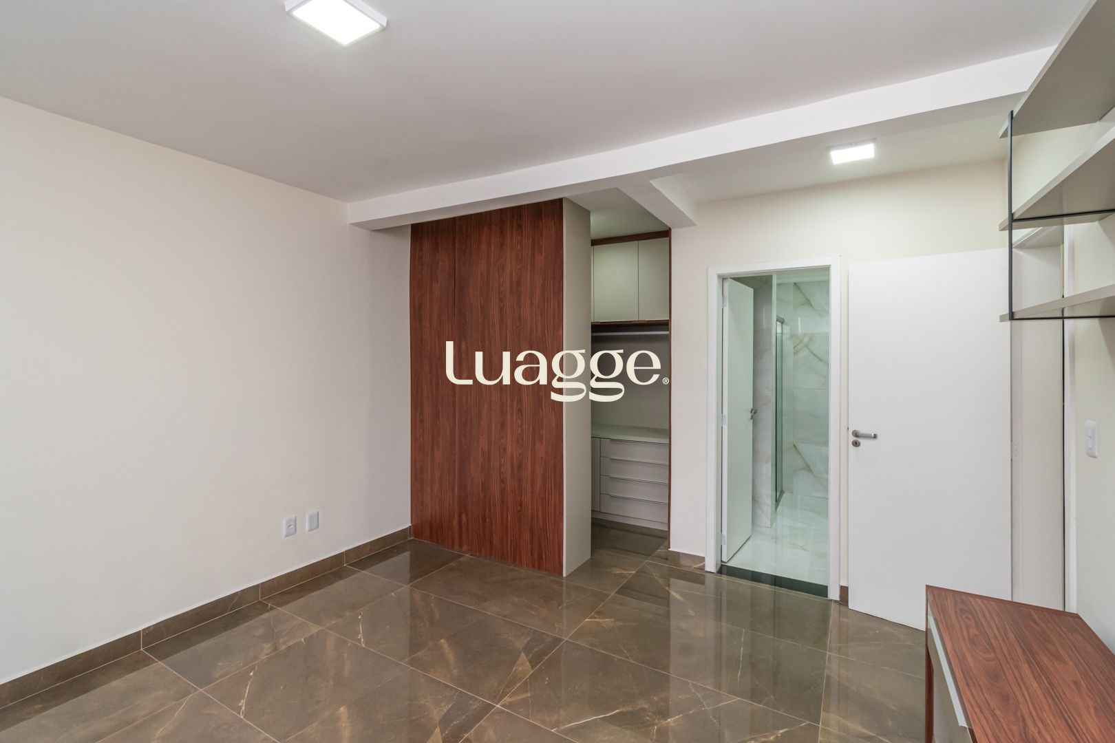 Casa à venda com 3 quartos, 355m² - Foto 36