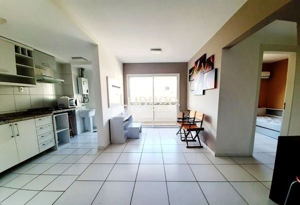 Apartamento à venda com 2 quartos, 68m² - Foto 5