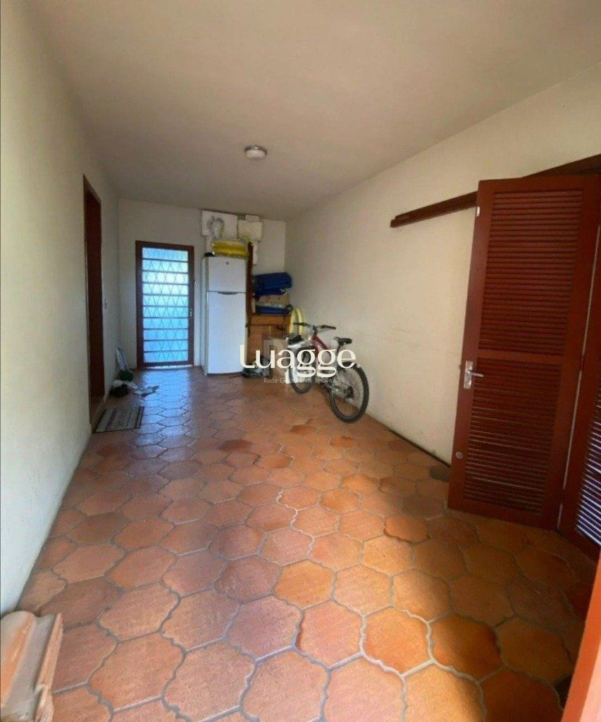 Casa à venda com 4 quartos, 262m² - Foto 11