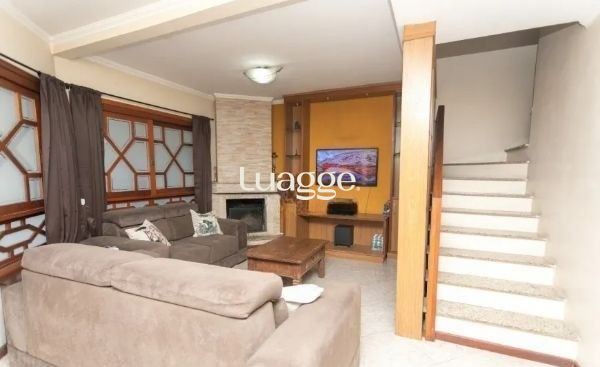 Casa à venda com 3 quartos, 219m² - Foto 5