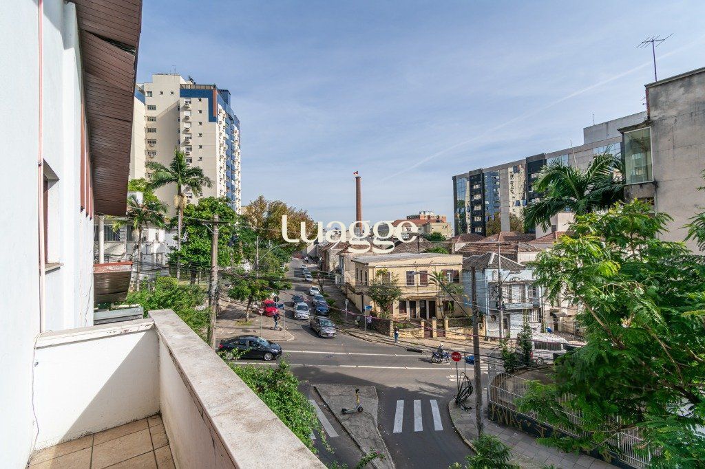 Casa à venda com 4 quartos, 173m² - Foto 32