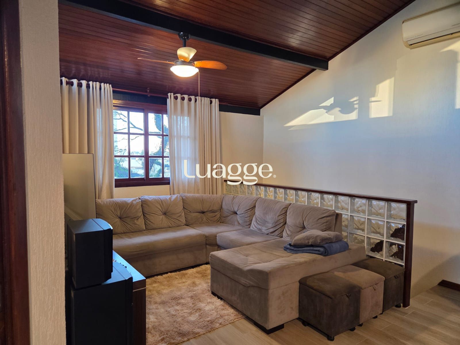 Cobertura, 3 quartos, 143 m² - Foto 2