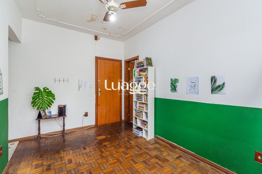 Apartamento à venda com 2 quartos, 68m² - Foto 4