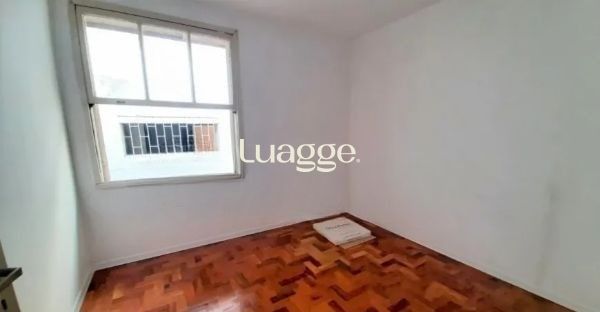 Casa à venda com 3 quartos, 99m² - Foto 11