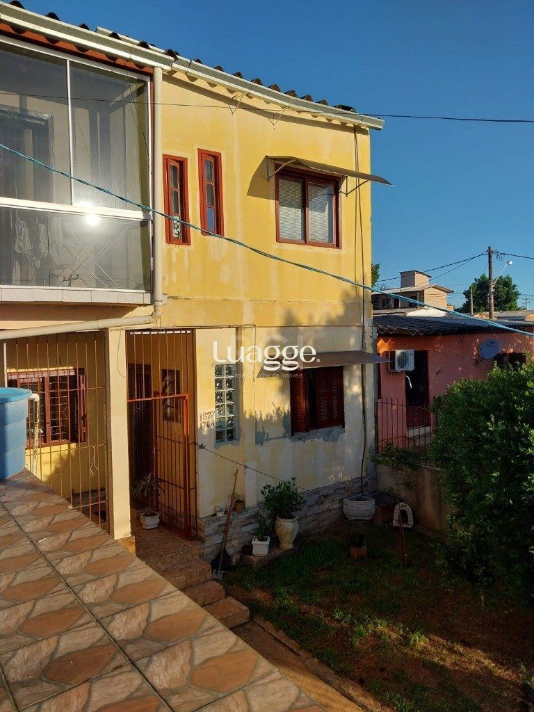 Casa à venda com 4 quartos, 249m² - Foto 2