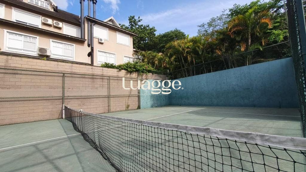 Casa de Condomínio à venda com 5 quartos, 374m² - Foto 47