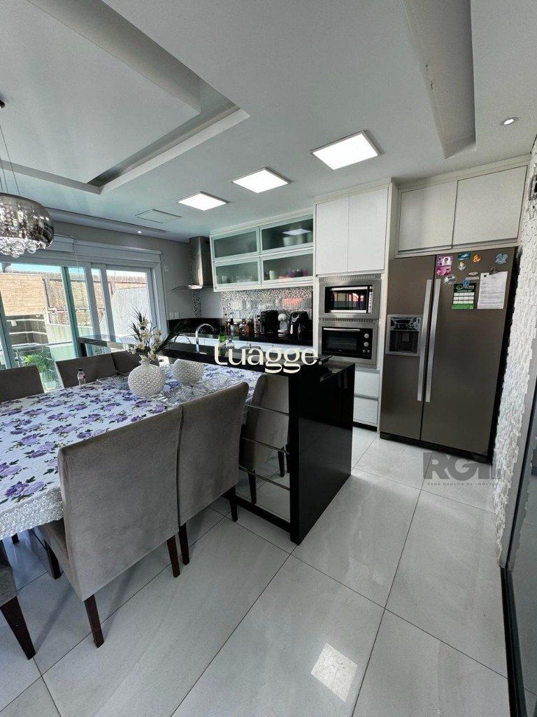 Casa à venda com 4 quartos, 341m² - Foto 13