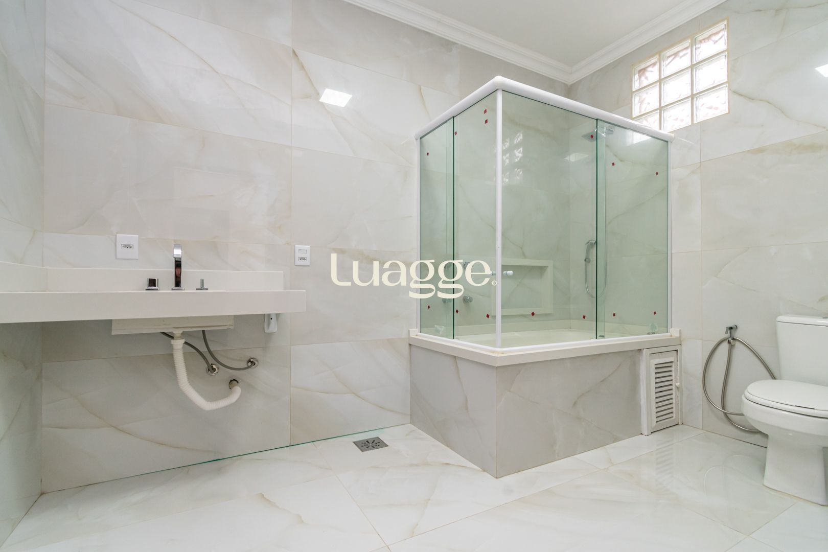 Casa à venda com 3 quartos, 355m² - Foto 10