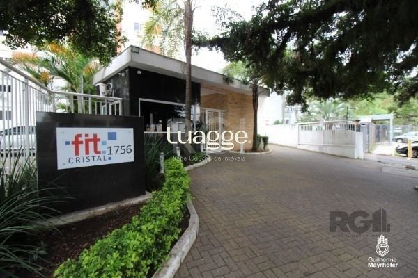 Apartamento no bairro Cristal de 2 dormitórios infra e vaga DESOCUPADO