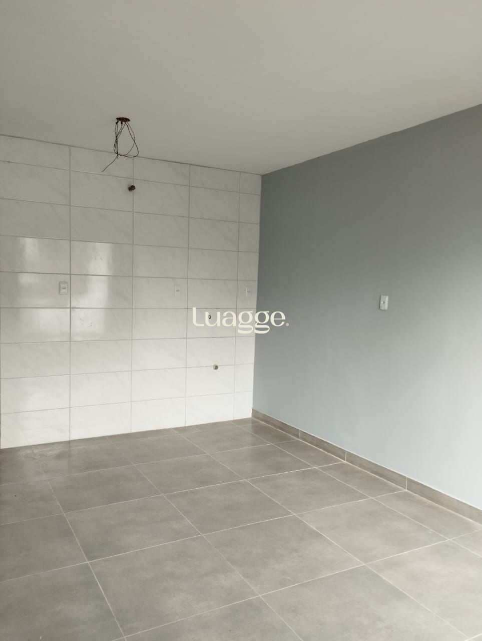 Casa à venda com 2 quartos, 59m² - Foto 4