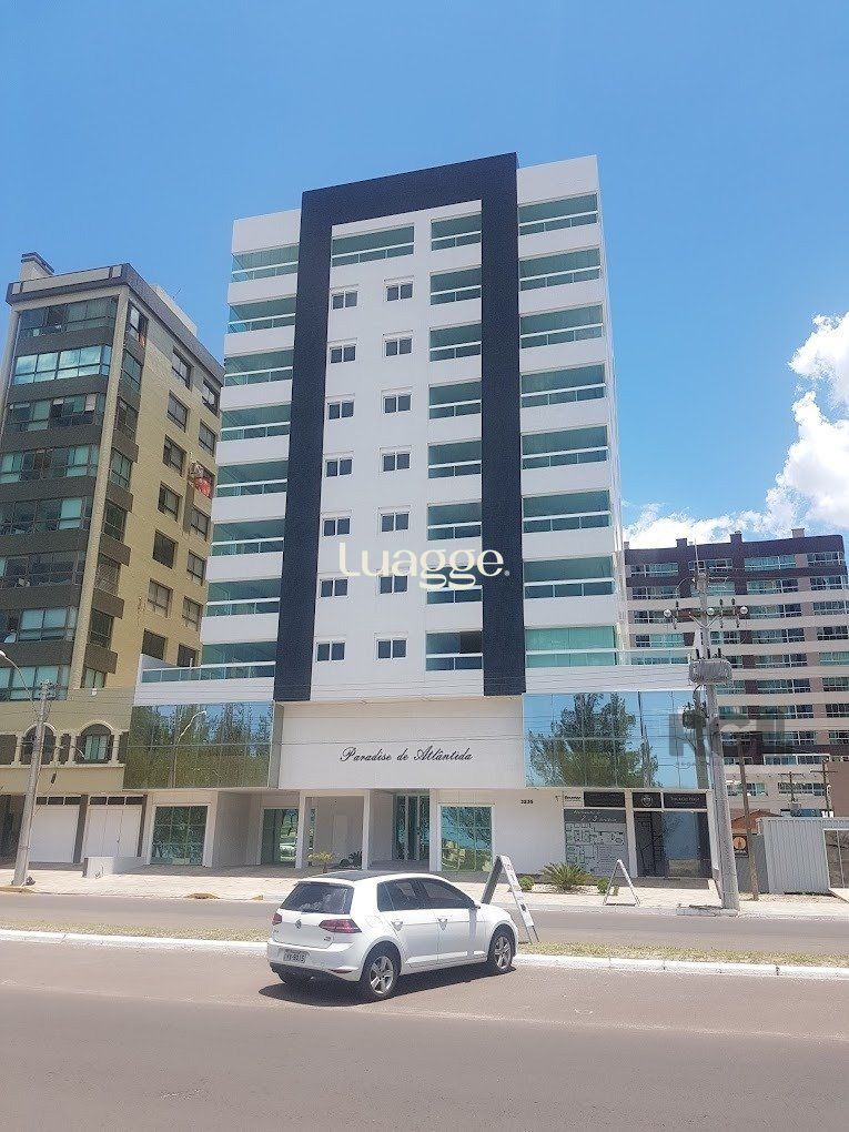Apartamento à venda com 3 quartos, 123m² - Foto 2