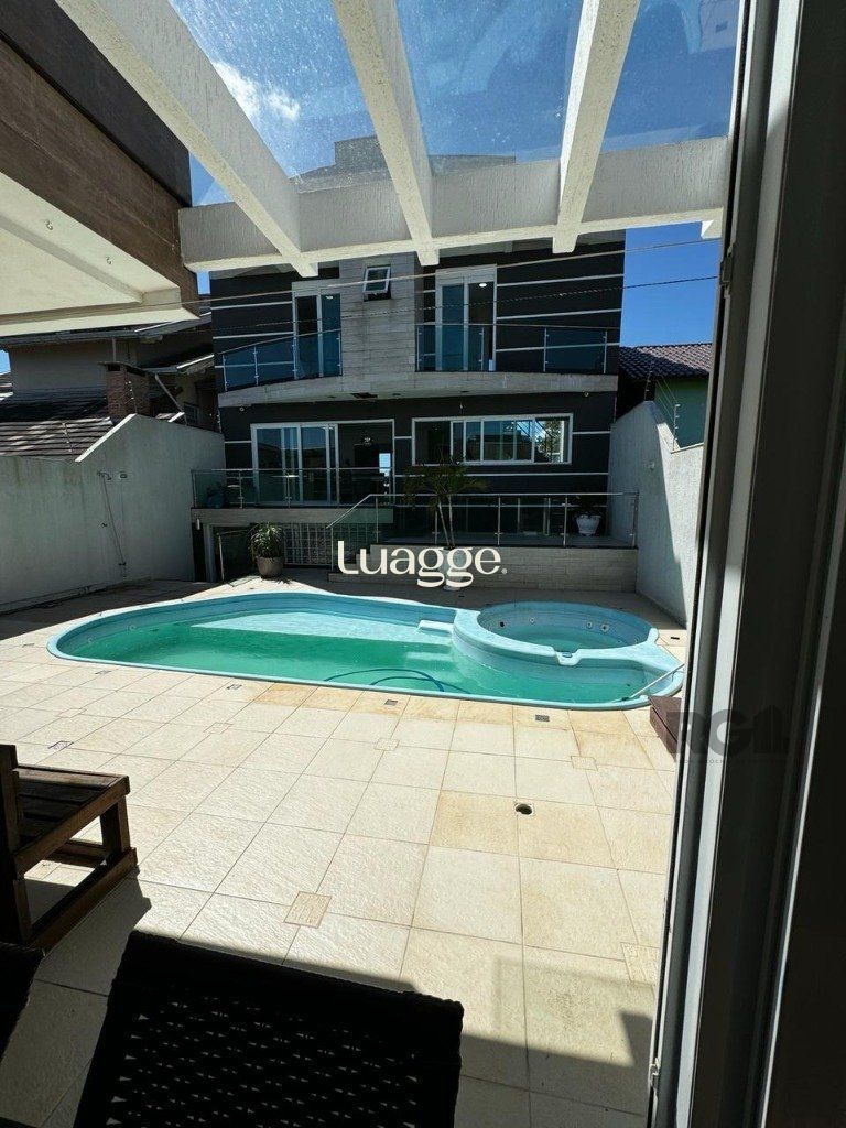 Casa à venda com 4 quartos, 341m² - Foto 34