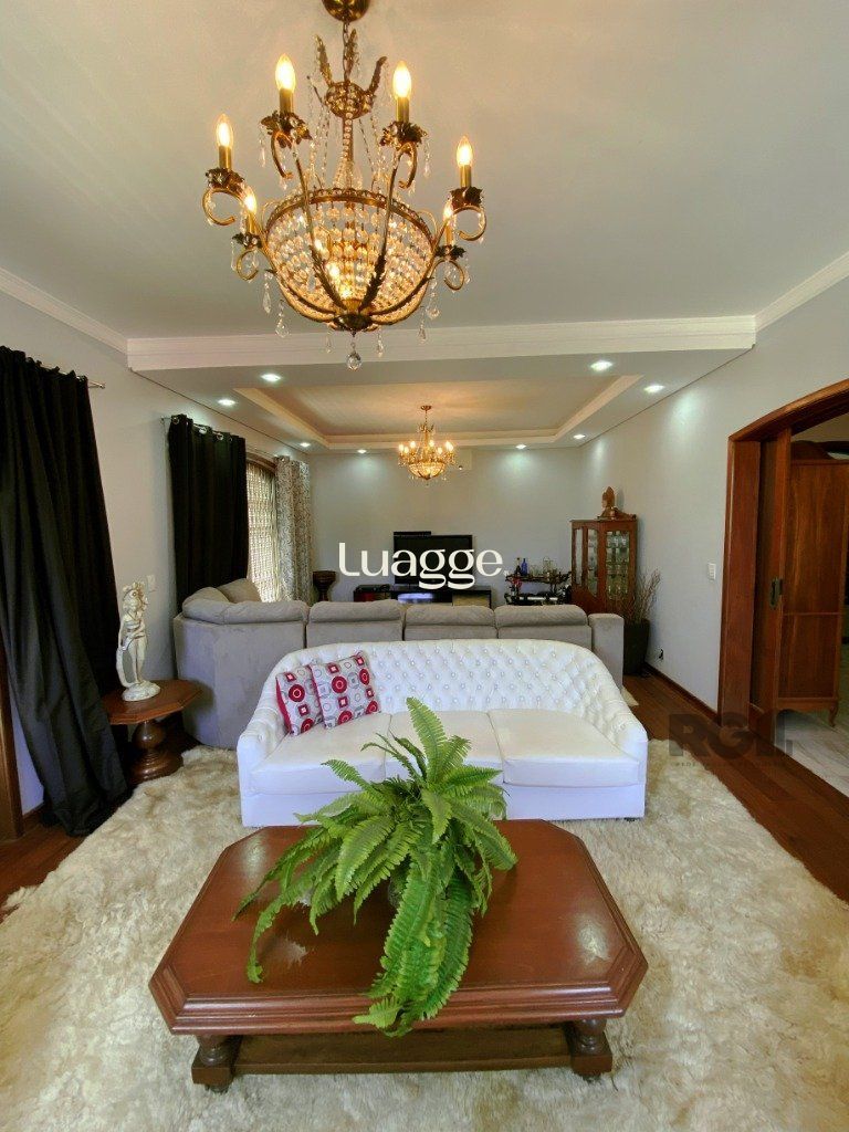 Casa à venda com 4 quartos, 420m² - Foto 3