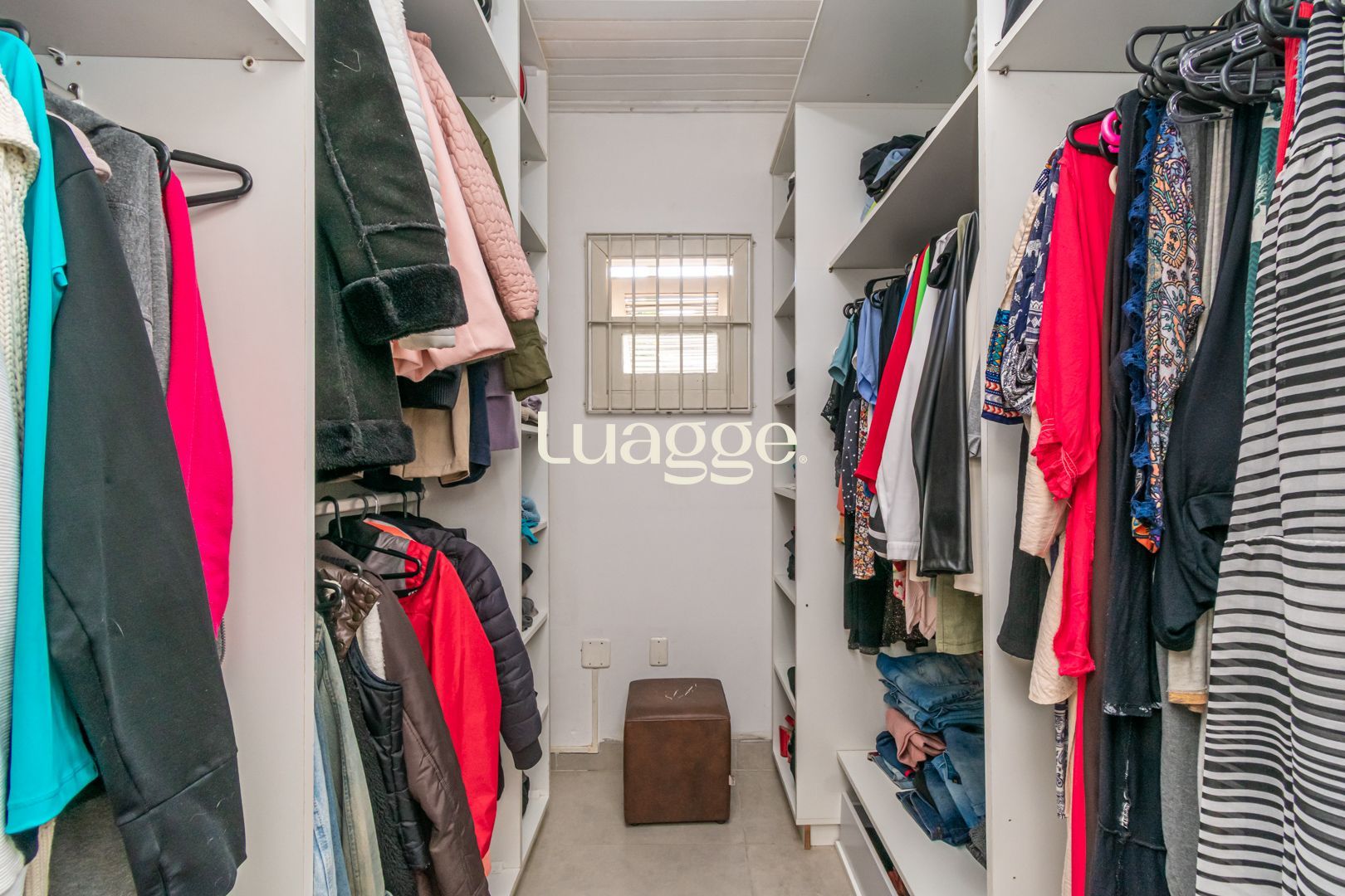 Casa à venda com 4 quartos, 335m² - Foto 18