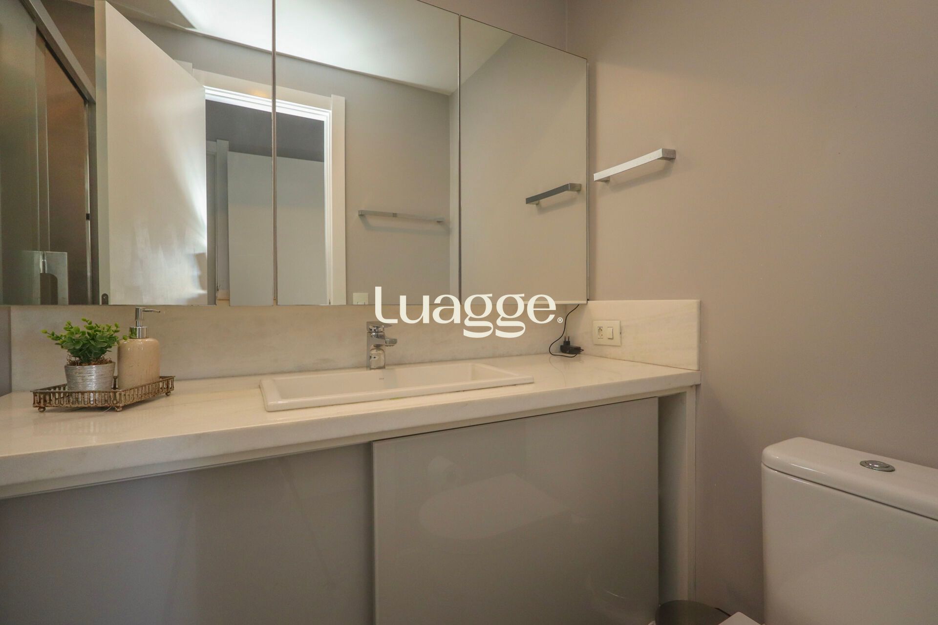 Apartamento à venda com 3 quartos, 75m² - Foto 8