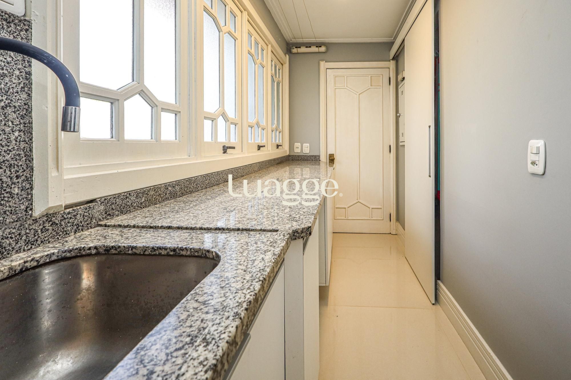 Apartamento à venda com 3 quartos, 150m² - Foto 15