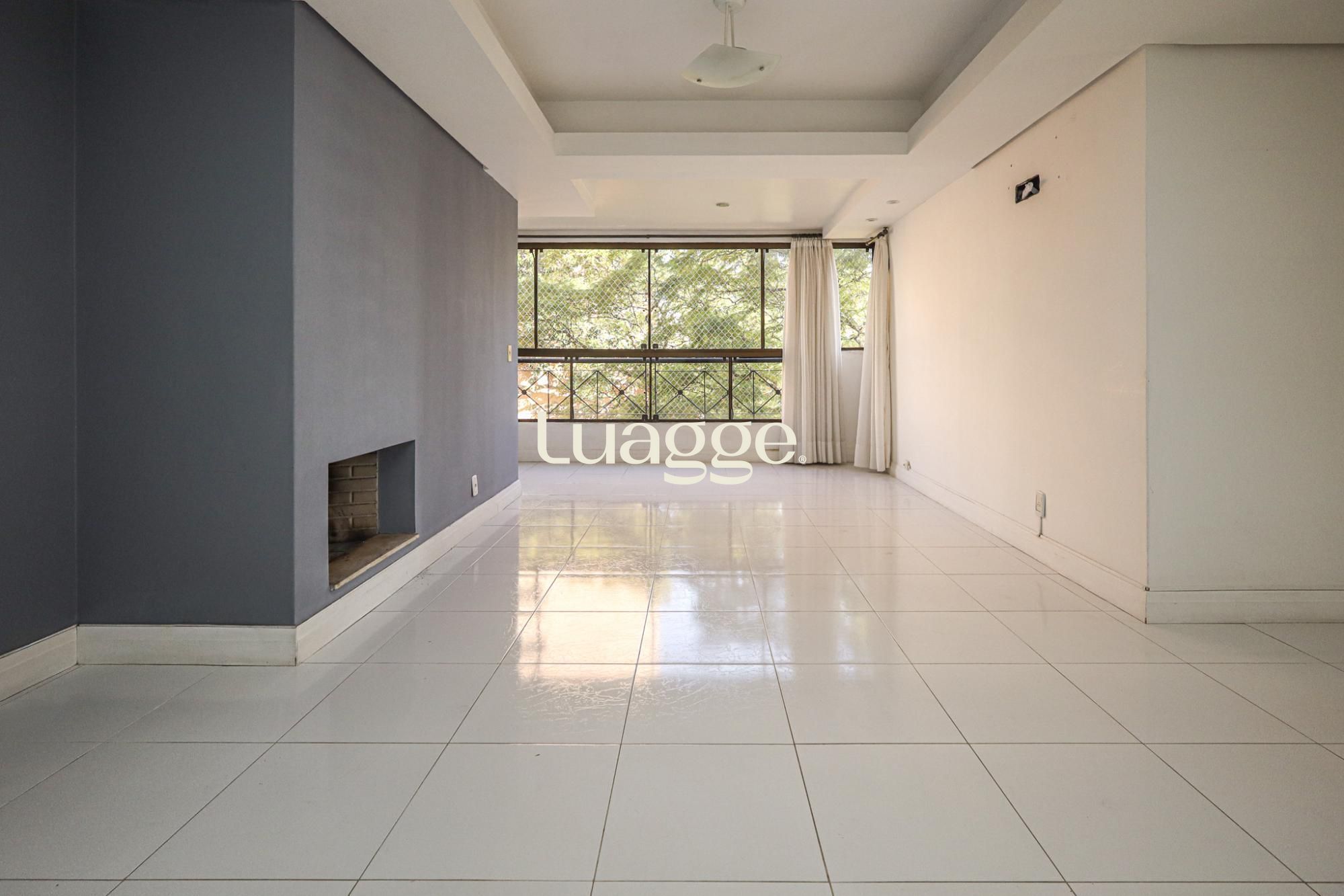 Apartamento à venda com 3 quartos, 110m² - Foto 2