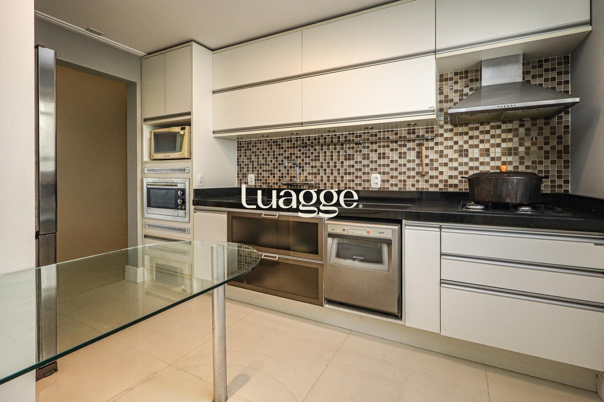 Apartamento à venda com 3 quartos, 150m² - Foto 14