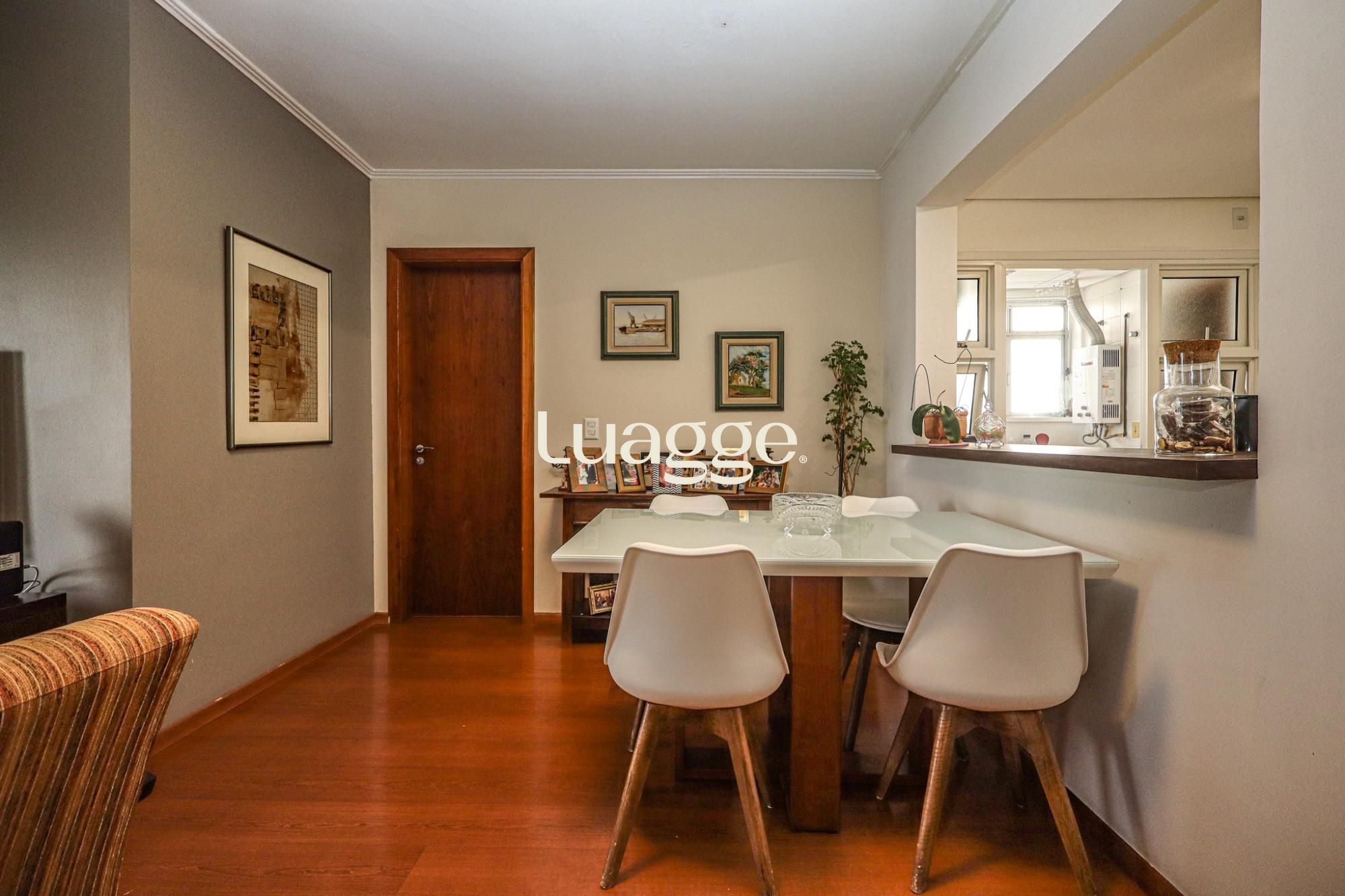 Apartamento à venda com 3 quartos, 98m² - Foto 2