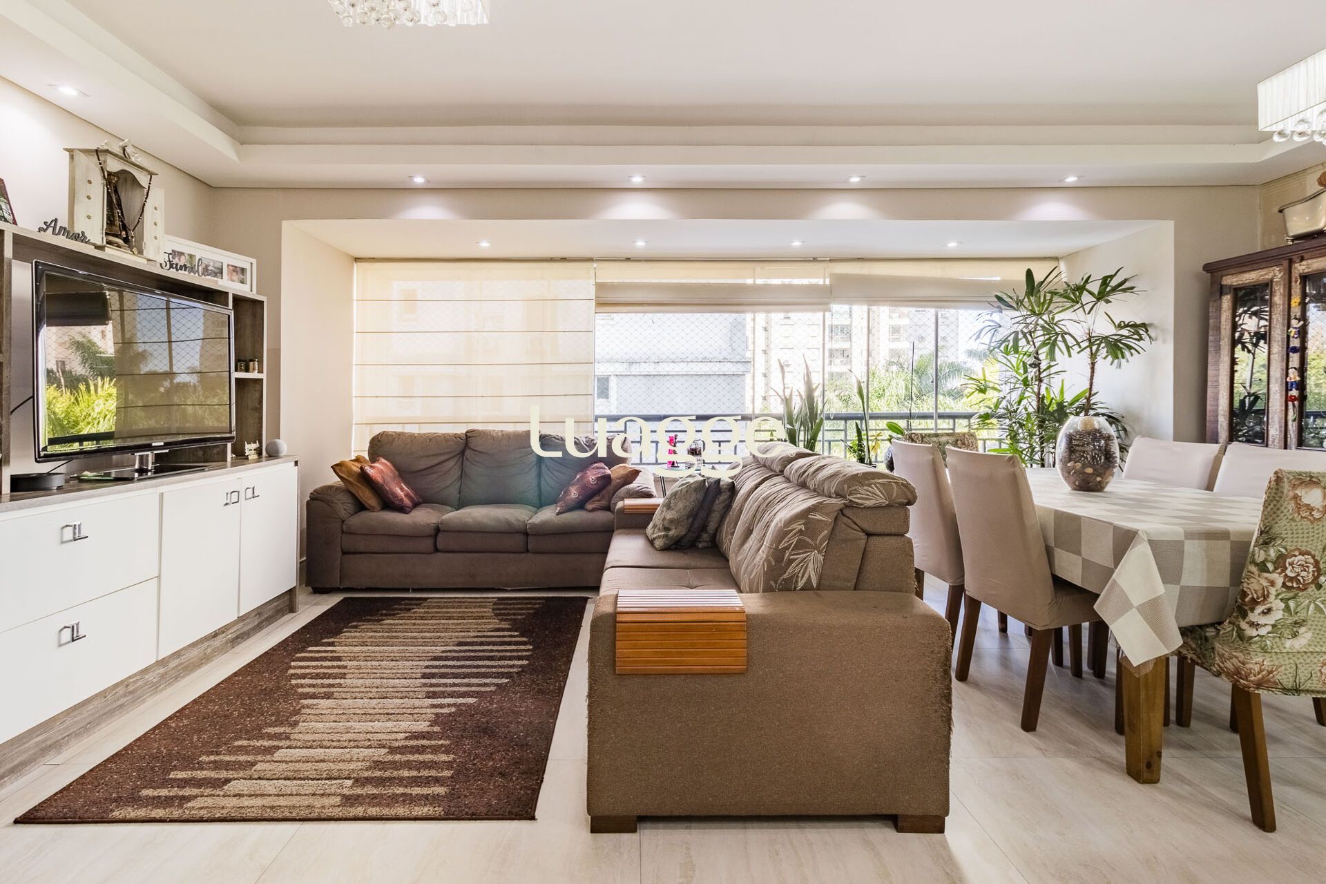Apartamento à venda com 3 quartos, 106m² - Foto 3