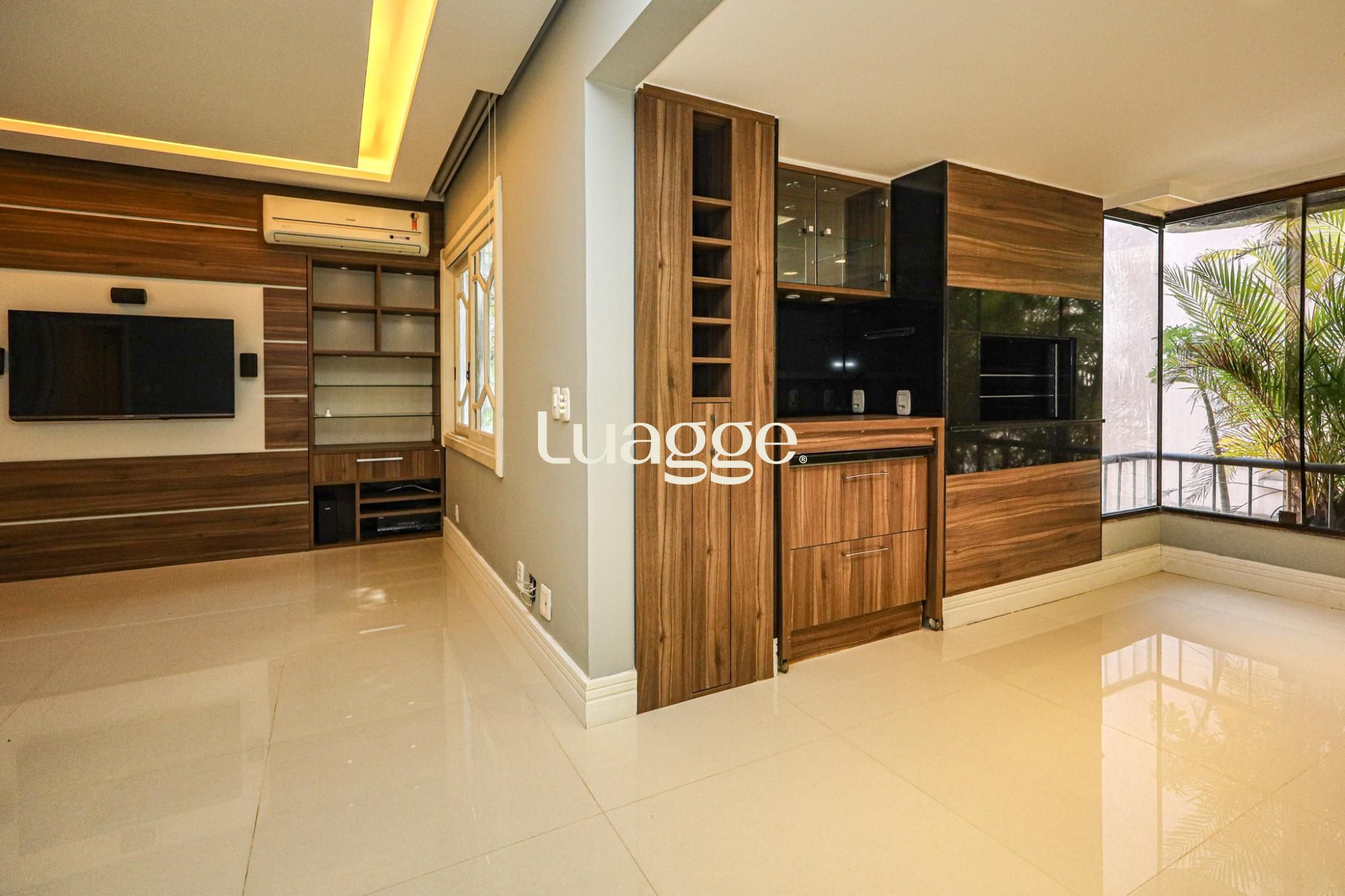 Apartamento à venda com 3 quartos, 150m² - Foto 5