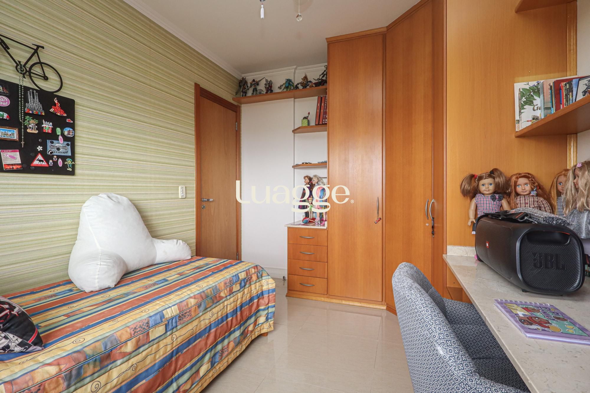 Apartamento à venda com 3 quartos, 122m² - Foto 21