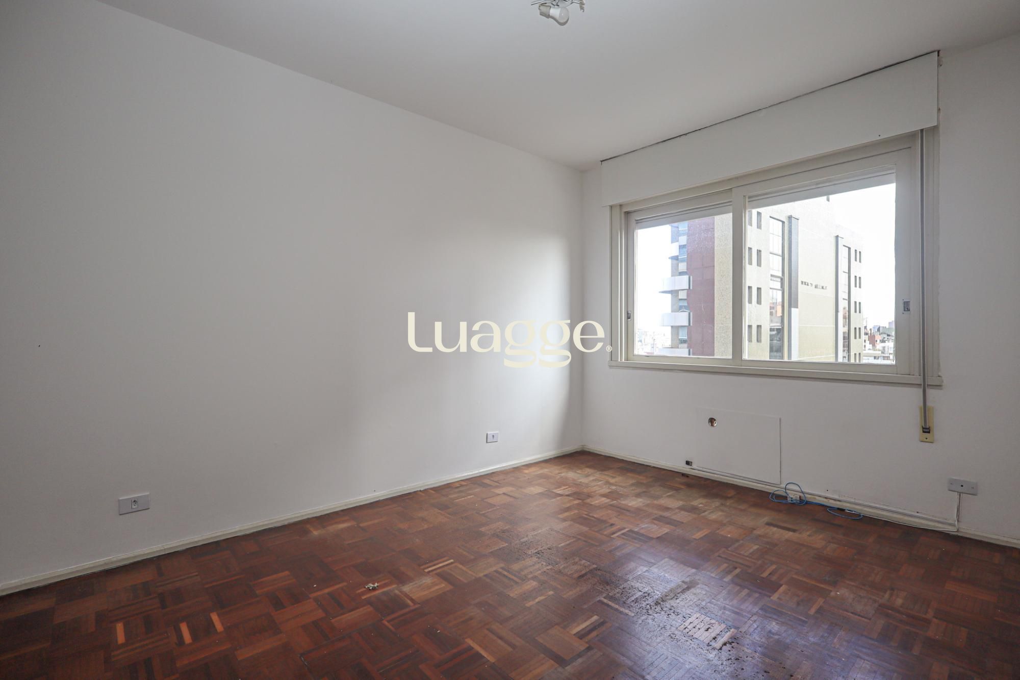 Apartamento à venda com 3 quartos, 116m² - Foto 18