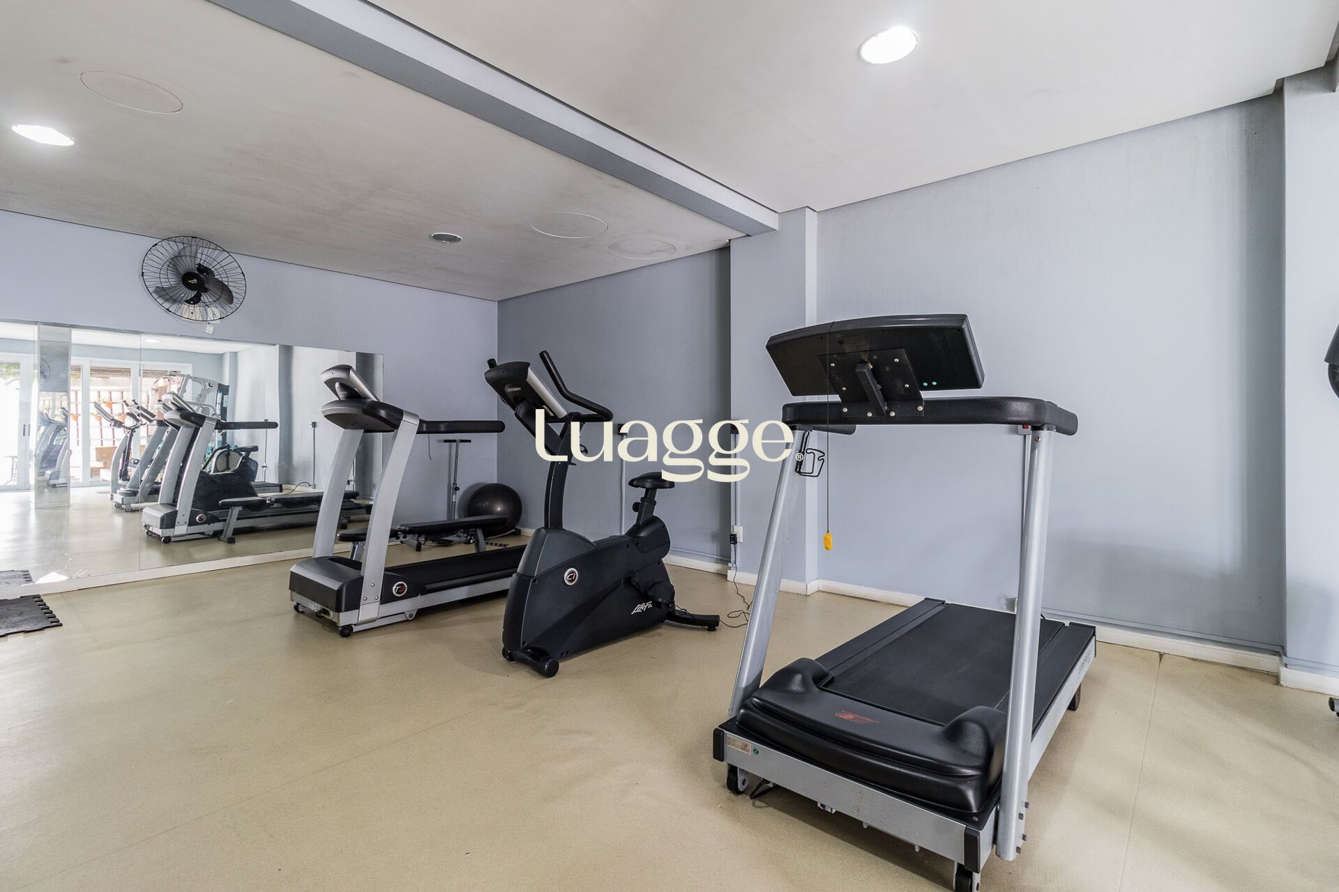 Apartamento à venda com 2 quartos, 71m² - Foto 31