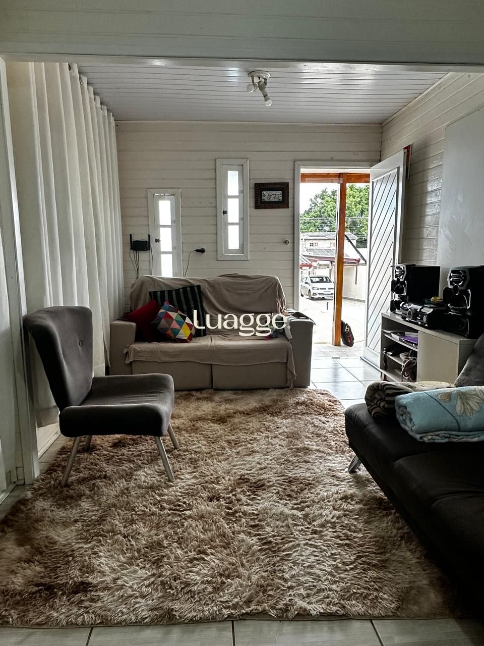 Casa à venda com 2 quartos, 72m² - Foto 2