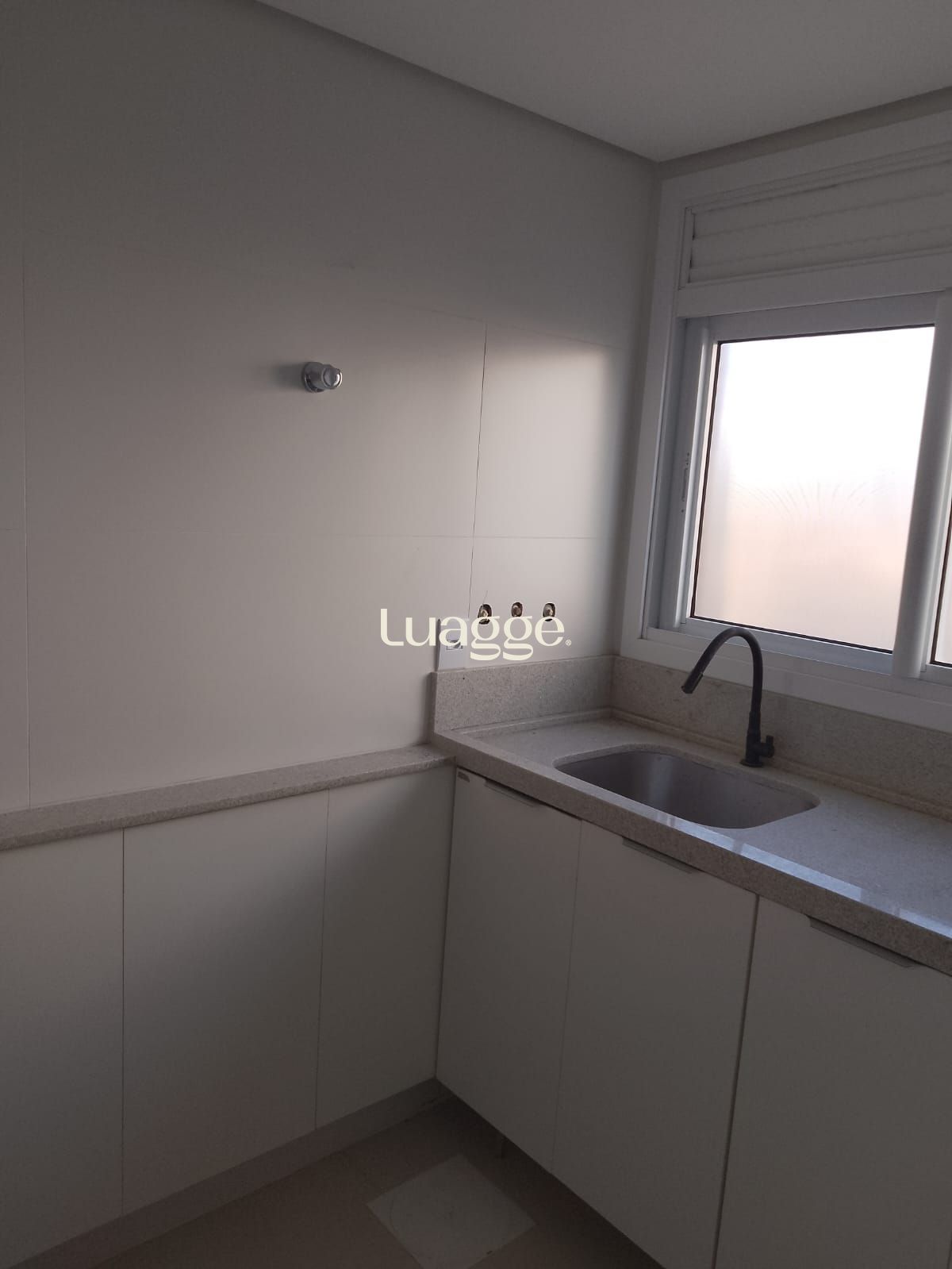 Depósito-Galpão-Armazém à venda com 3 quartos, 166m² - Foto 30