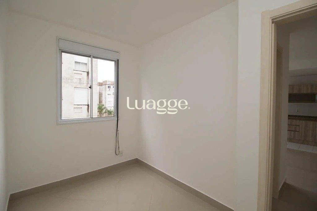 Apartamento à venda com 2 quartos, 44m² - Foto 15