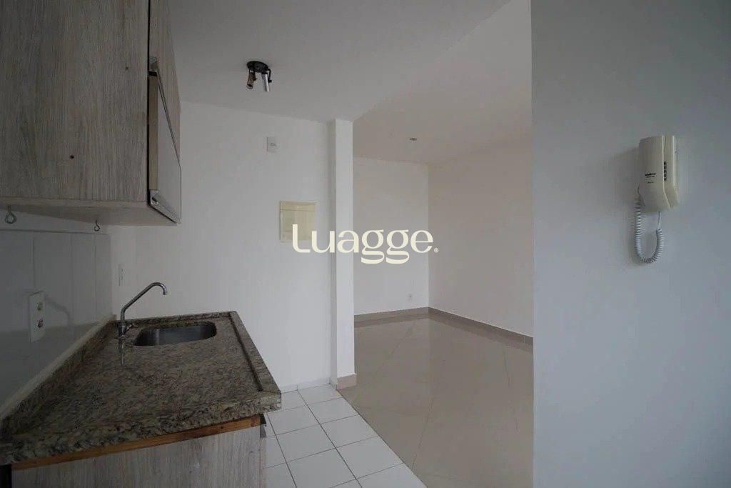 Apartamento à venda com 2 quartos, 44m² - Foto 19