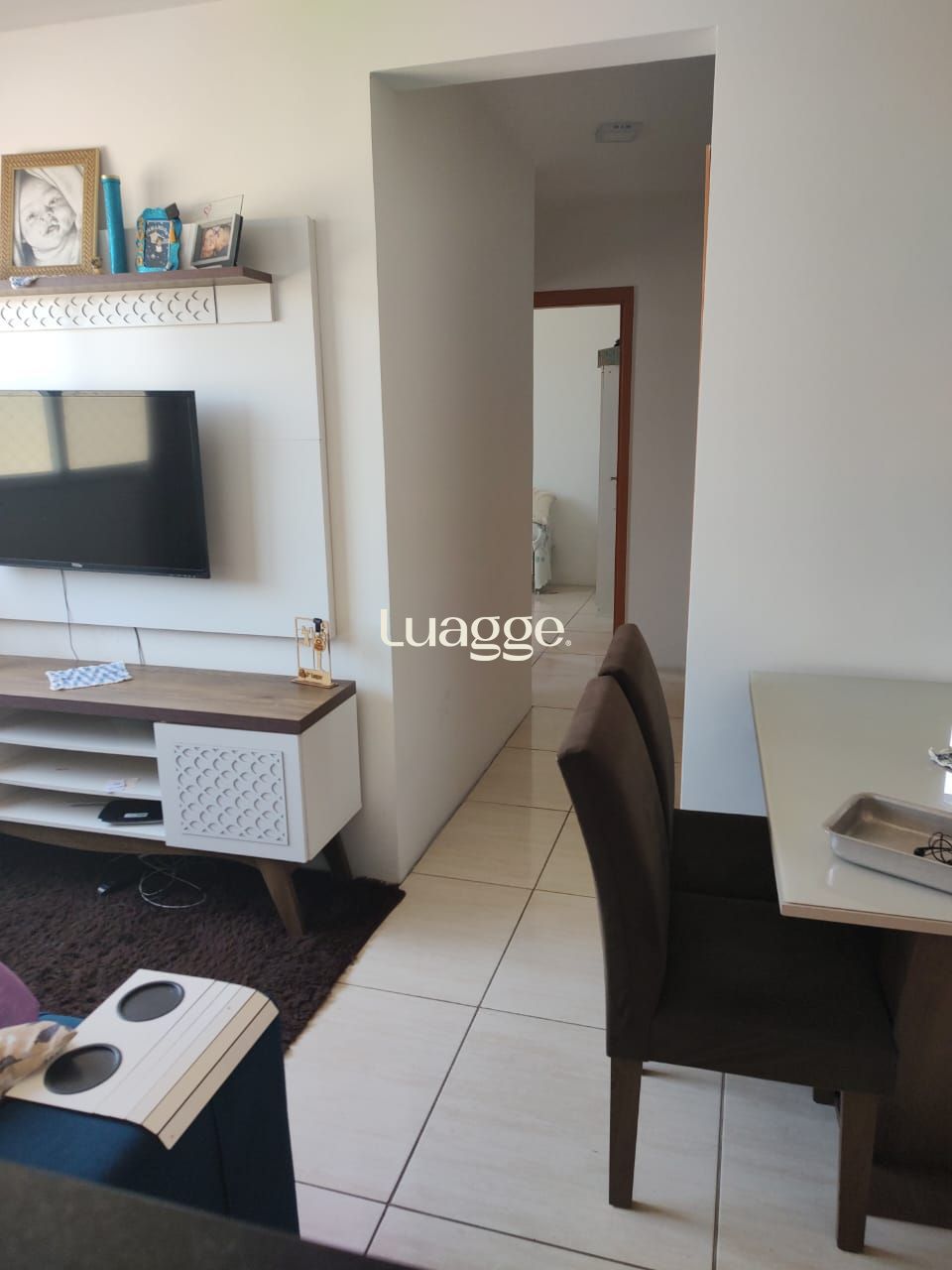 Apartamento à venda com 2 quartos, 45m² - Foto 3