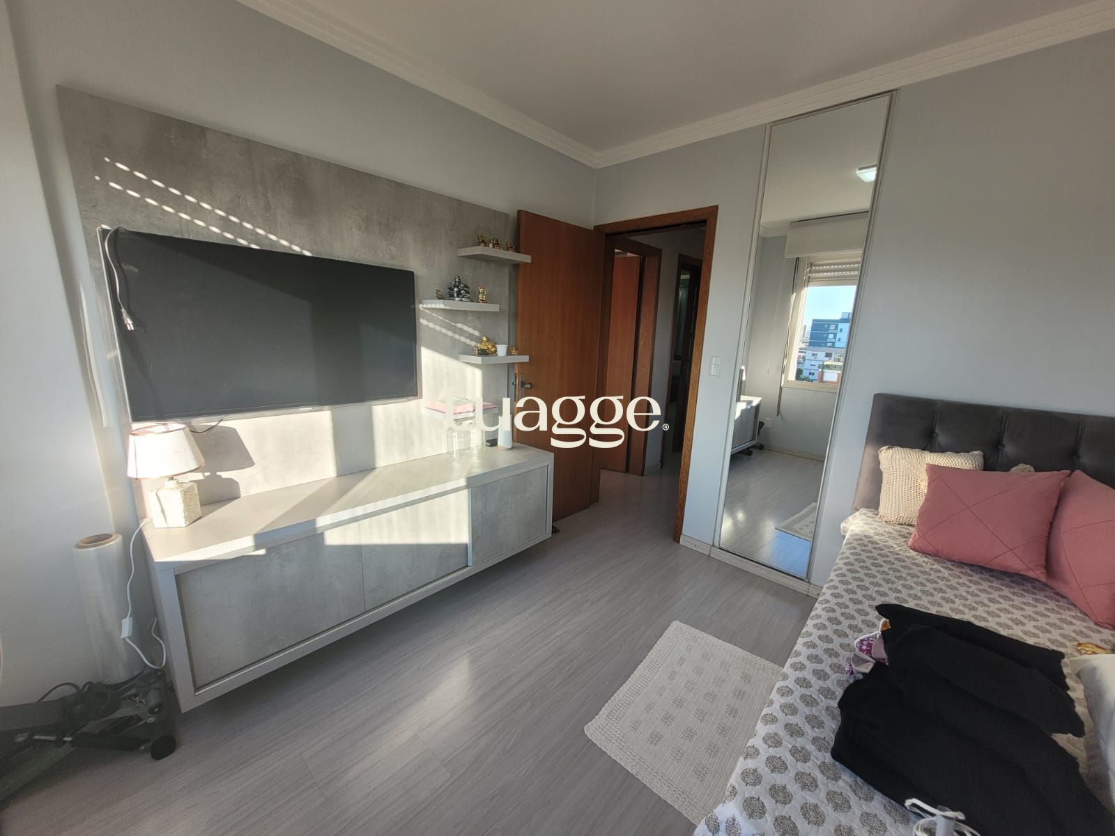 Apartamento à venda com 2 quartos, 63m² - Foto 11