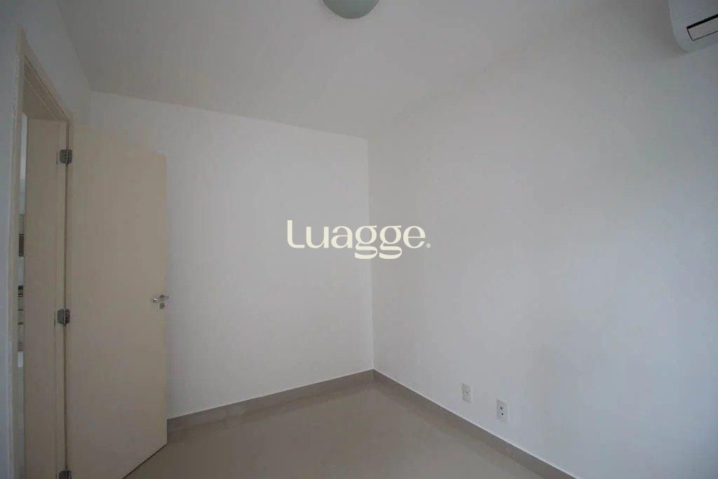 Apartamento à venda com 2 quartos, 44m² - Foto 17
