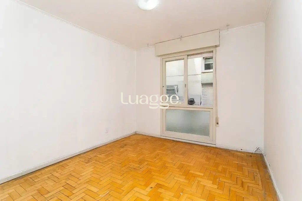 Apartamento à venda com 2 quartos, 75m² - Foto 13