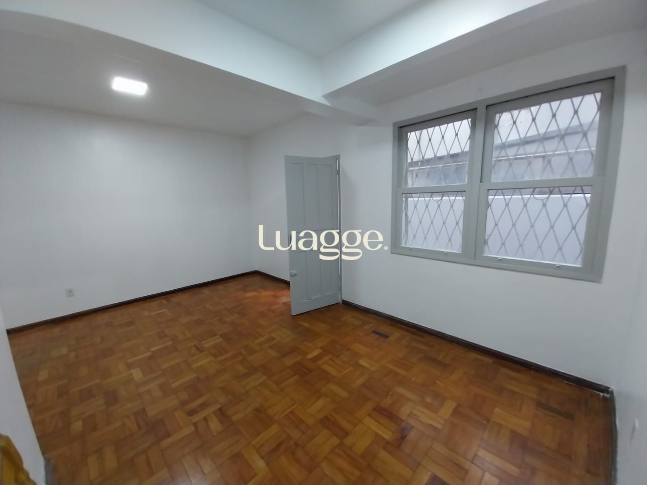 Apartamento à venda com 1 quarto, 57m² - Foto 2