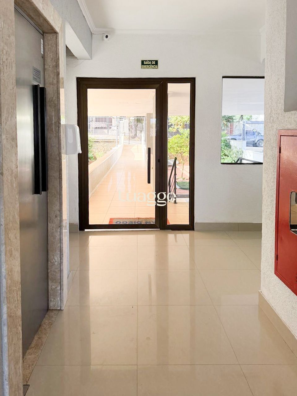 Apartamento à venda com 2 quartos, 39m² - Foto 8