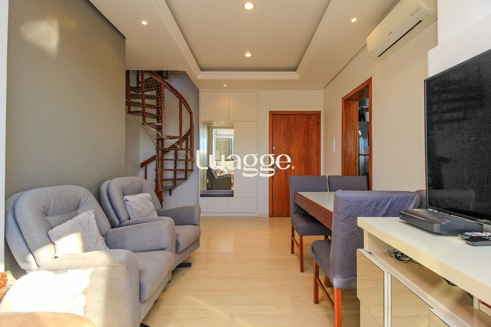 Cobertura à venda com 2 quartos, 121m² - Foto 1